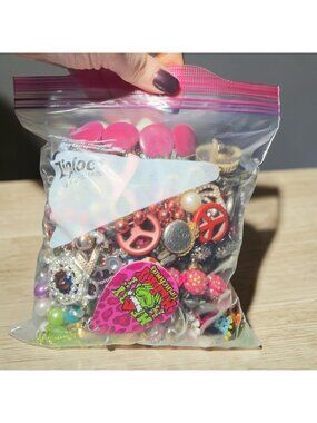 Jewelry Craft Lot Beaded Bracelets Necklaces Brooches 2+ lbs Bulk Repair